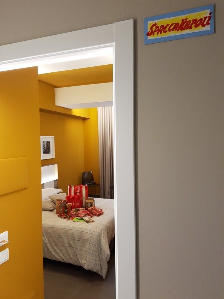 Bed In Centro Bed & Breakfast Napoli Ngoại thất bức ảnh