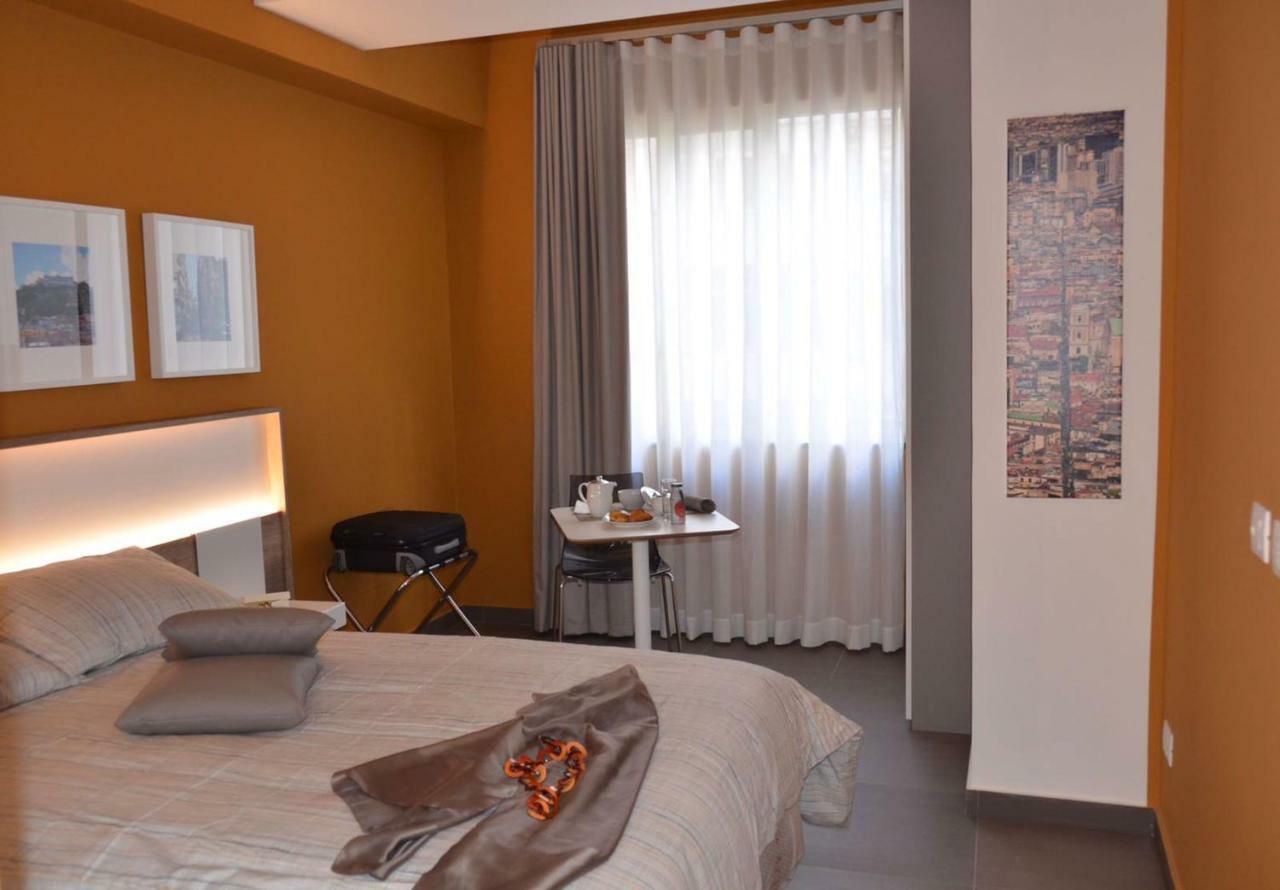 Bed In Centro Bed & Breakfast Napoli Ngoại thất bức ảnh