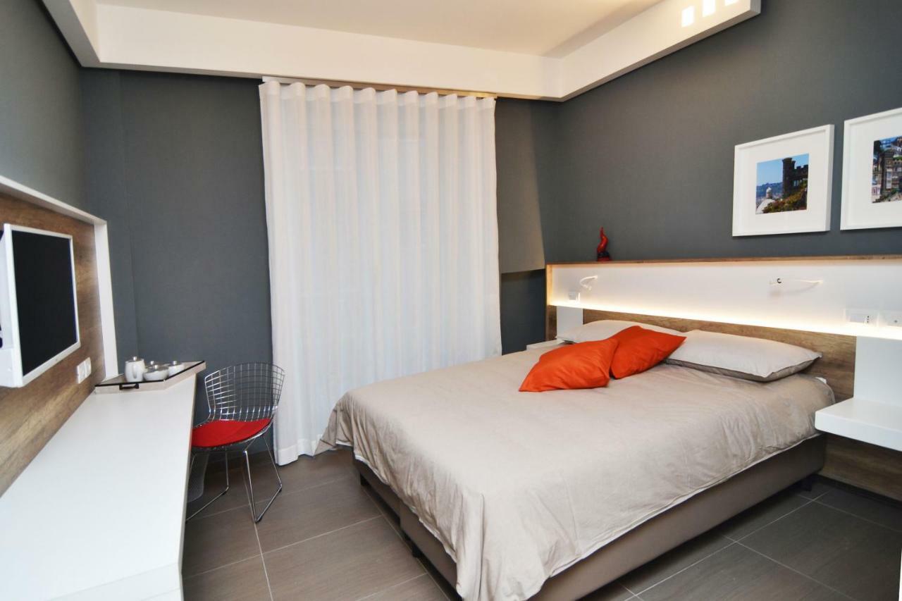 Bed In Centro Bed & Breakfast Napoli Ngoại thất bức ảnh