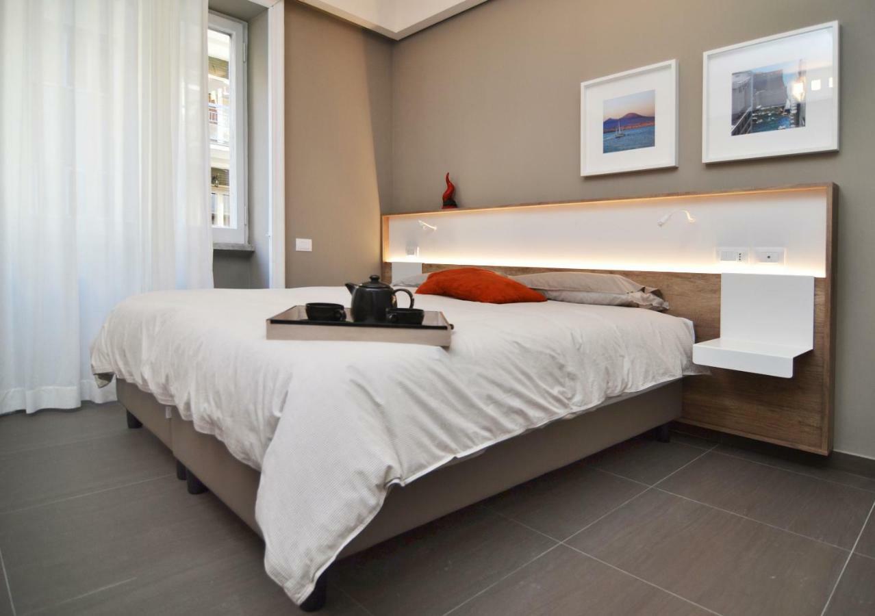 Bed In Centro Bed & Breakfast Napoli Ngoại thất bức ảnh